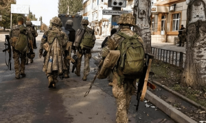 两军短兵相接，乌军战斗减员过半，街巷全部沦陷，乌克兰穷途末路